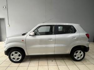 Suzuki S-Presso 1.0 GL manual - Image 2