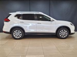 Nissan X-Trail 2.5 4x4 Acenta Tech - Image 2