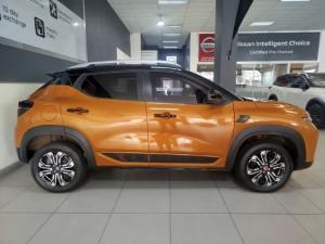 Renault Kiger 1.0 Turbo Intens manual - Image 2