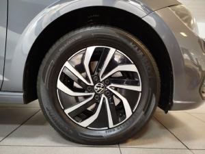 Volkswagen Polo hatch 1.0TSI Life auto - Image 9