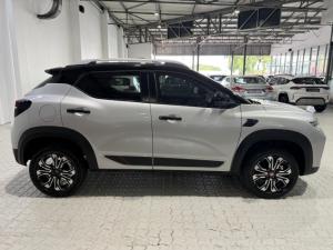 Renault Kiger 1.0 Turbo Intens manual - Image 2