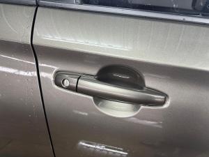 Suzuki Swift 1.2 GL+ manual - Image 21