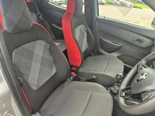 Renault Kwid 1.0 Techno manual