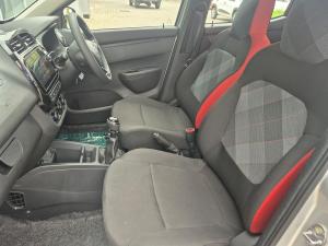 Renault Kwid 1.0 Techno manual - Image 17