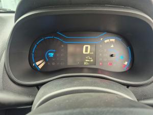 Renault Kwid 1.0 Techno manual - Image 23