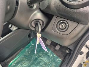 Renault Kwid 1.0 Techno manual - Image 21