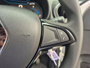 Renault Kwid 1.0 Techno manual - Image 23