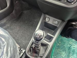 Renault Kwid 1.0 Techno manual - Image 27
