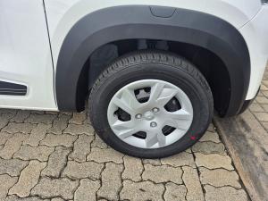 Renault Kwid 1.0 Techno manual - Image 7