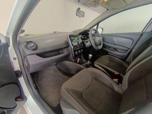 Renault Clio 66kW turbo Authentique - Image 24