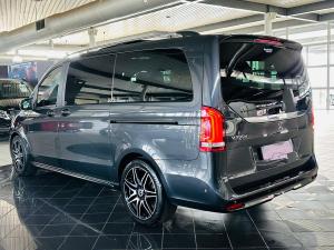 Mercedes-Benz V-Class V300d Exclusive - Image 13