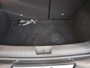 Nissan Magnite 1.0 Turbo Acenta Plus auto - Image 17