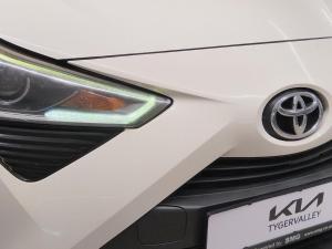 Toyota Aygo 1.0 - Image 8