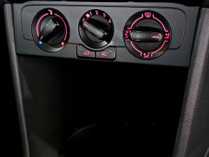 Volkswagen Polo Vivo hatch 1.4 - Image 21