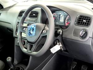 Volkswagen Polo Vivo hatch 1.4 - Image 26