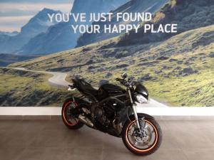Triumph Street Triple RS - Image 4
