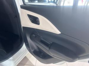 Suzuki DZire 1.2 GA - Image 8