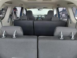 Renault Triber 1.0 Prestige auto - Image 18