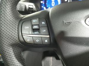 Ford Puma 1.0T ST-Line Vignale - Image 17
