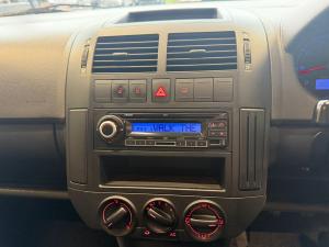 Volkswagen Polo Vivo 5-door 1.4 - Image 22