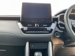 Toyota Corolla Cross 1.8 XR - Image 15