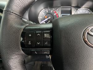 Toyota Hilux 2.4GD-6 Xtra cab Raider manual - Image 9