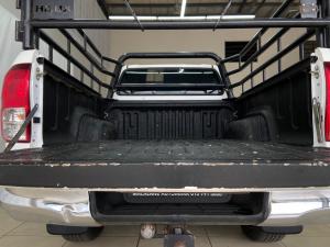 Toyota Hilux 2.4GD-6 Xtra cab Raider manual - Image 19