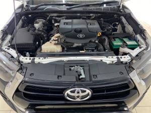 Toyota Hilux 2.4GD-6 Xtra cab Raider manual - Image 21