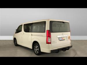 Toyota Quantum 2.8 LWB bus 11-seater GL - Image 5