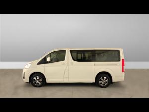 Toyota Quantum 2.8 LWB bus 11-seater GL - Image 6