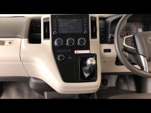 Toyota Quantum 2.8 LWB bus 11-seater GL - Image 12