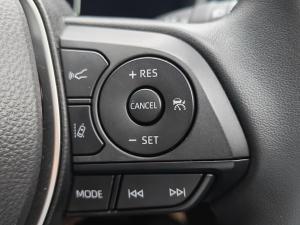 Toyota Corolla Cross 1.8 HEV XR - Image 9