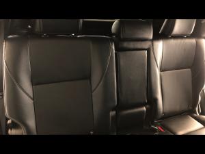 Toyota Fortuner 2.4GD-6 manual - Image 11