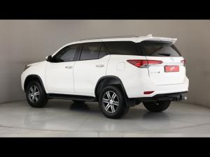 Toyota Fortuner 2.4GD-6 manual - Image 21