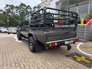 Toyota Land Cruiser 79 2.8GD-6 double cab auto - Image 17