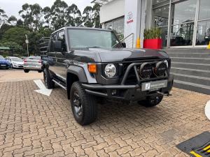 Toyota Land Cruiser 79 2.8GD-6 double cab auto - Image 1