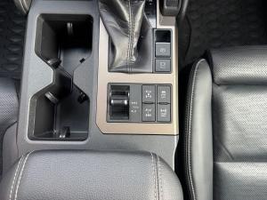 Toyota Land Cruiser Prado 2.8GD VX-R First Edition - Image 12