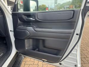 Toyota Land Cruiser Prado 2.8GD VX-R First Edition - Image 26