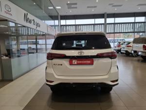 Toyota Fortuner 2.4GD-6 Raised Body automatic - Image 5