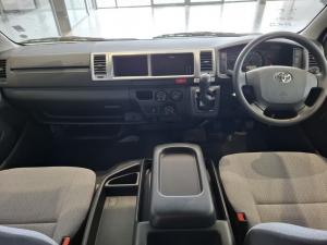 Toyota Quantum Hiace 2.5 D-4D 14 Seat - Image 6