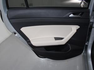 Volkswagen Polo 1.6 - Image 13