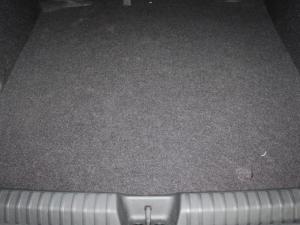 Volkswagen Polo 1.6 - Image 8