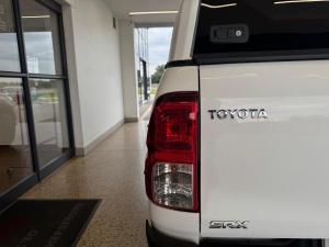Toyota Hilux 2.4 GD-6 RB SRX automaticD/C - Image 12