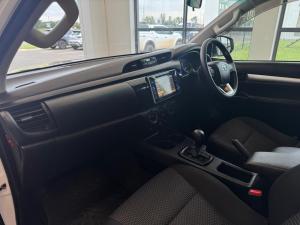 Toyota Hilux 2.4 GD-6 RB SRX automaticD/C - Image 7