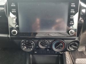 Toyota Hilux 2.4 GD-6 Raider 4X4 automaticD/C - Image 14