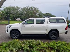 Toyota Hilux 2.4 GD-6 Raider 4X4 automaticD/C - Image 23