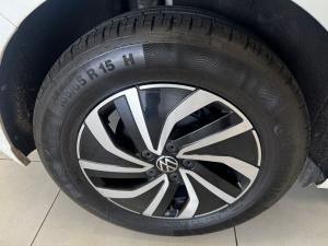 Volkswagen Polo 1.0 TSI - Image 13