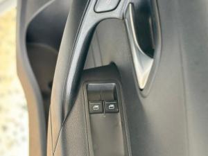 Volkswagen Polo Vivo 1.6 Comfortline TIP - Image 10