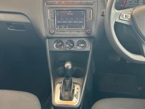 Volkswagen Polo Vivo 1.6 Comfortline TIP - Image 9