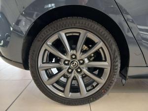 Mazda MAZDA3 1.5 Individual automatic 5-Door - Image 10